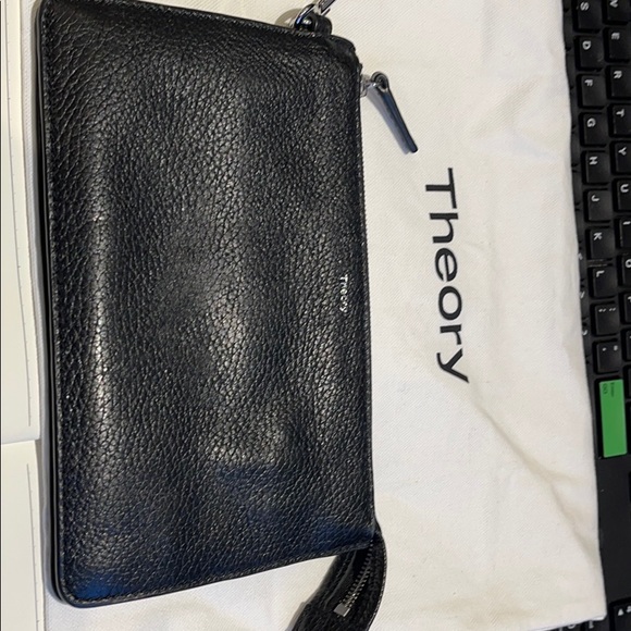 Theory wristlet - Picture 1 of 5